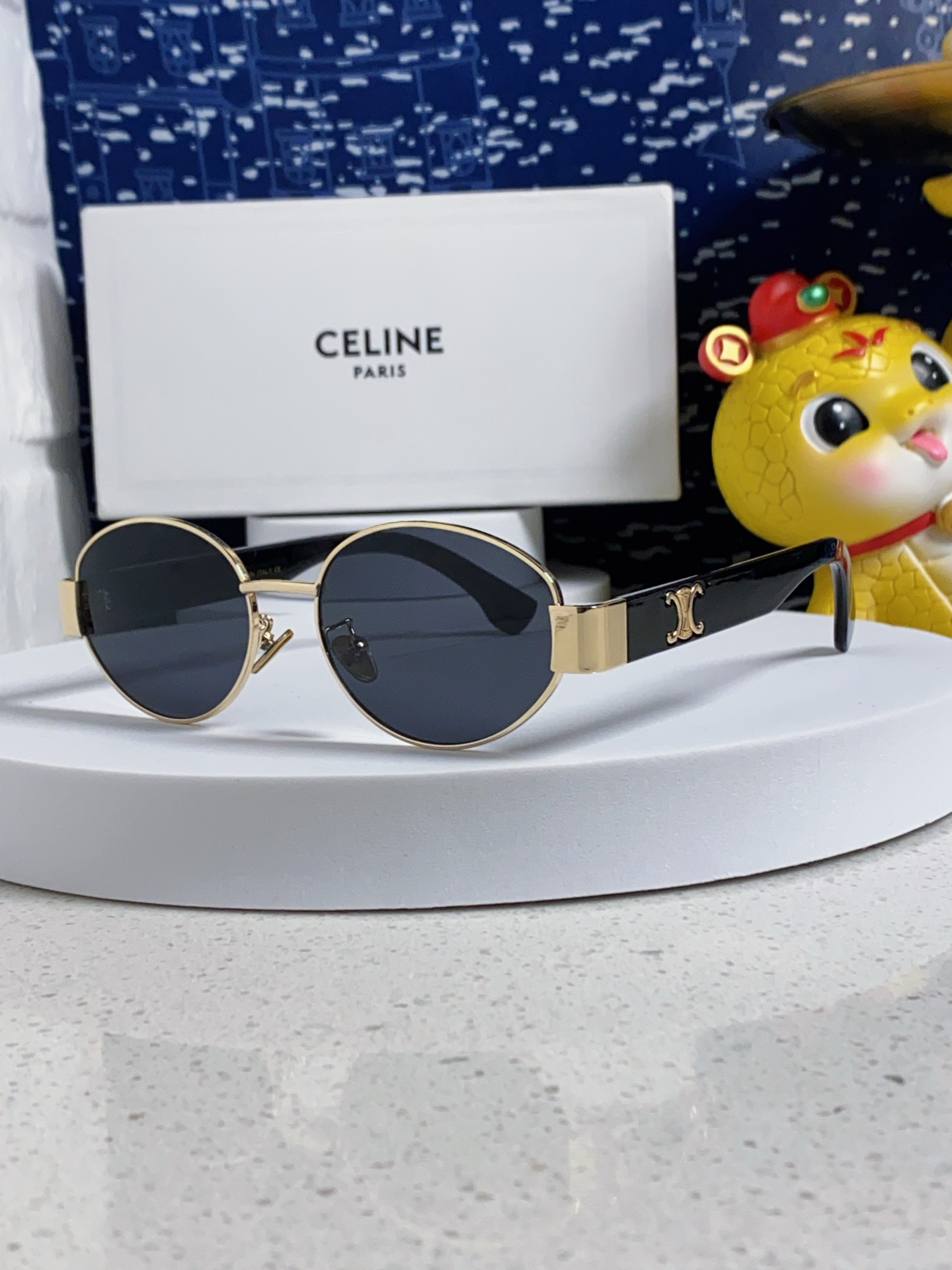  celine赛林 2025新款网红椭圆形凯旋门ins风复古时尚太阳眼镜男墨镜男女通用 