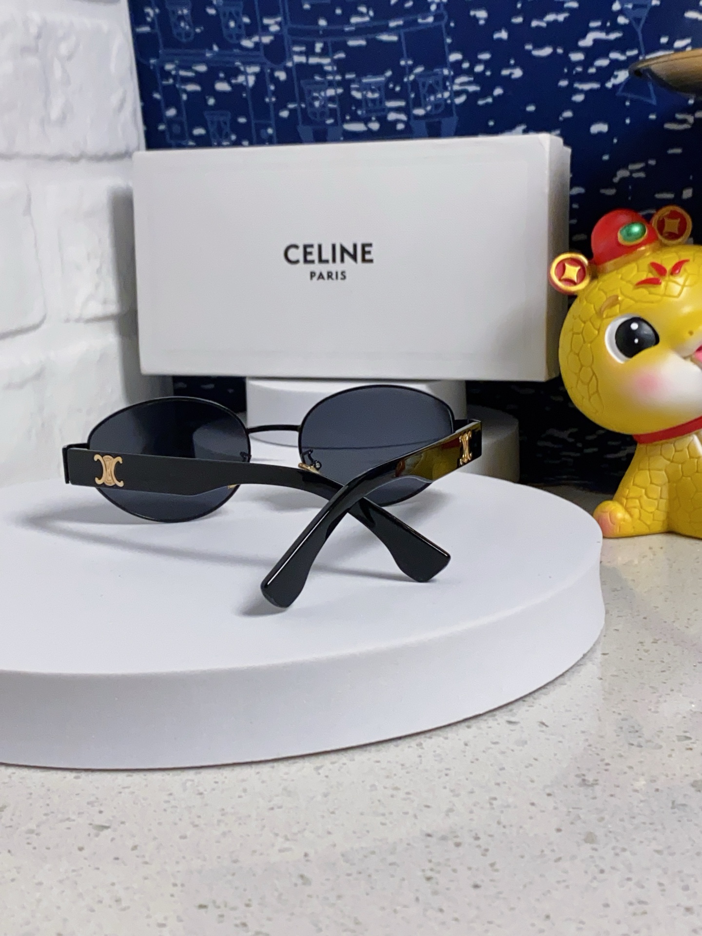  celine赛林 2025新款网红椭圆形凯旋门ins风复古时尚太阳眼镜男墨镜男女通用 