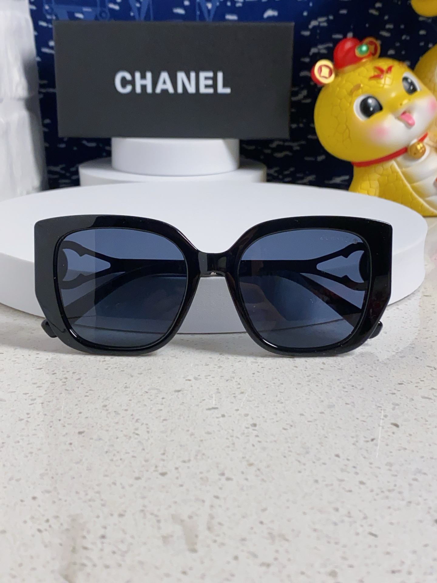  Chanel香奈儿 2024新款时尚太阳眼镜女士防紫外线墨镜复古个性网红大框显瘦眼镜 