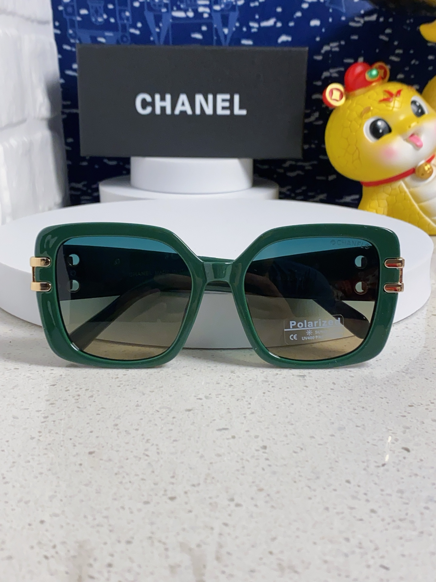  CHANEL香奈儿 活动新款网红明星2025小香带字母大框太阳镜情侣时尚显瘦 墨镜