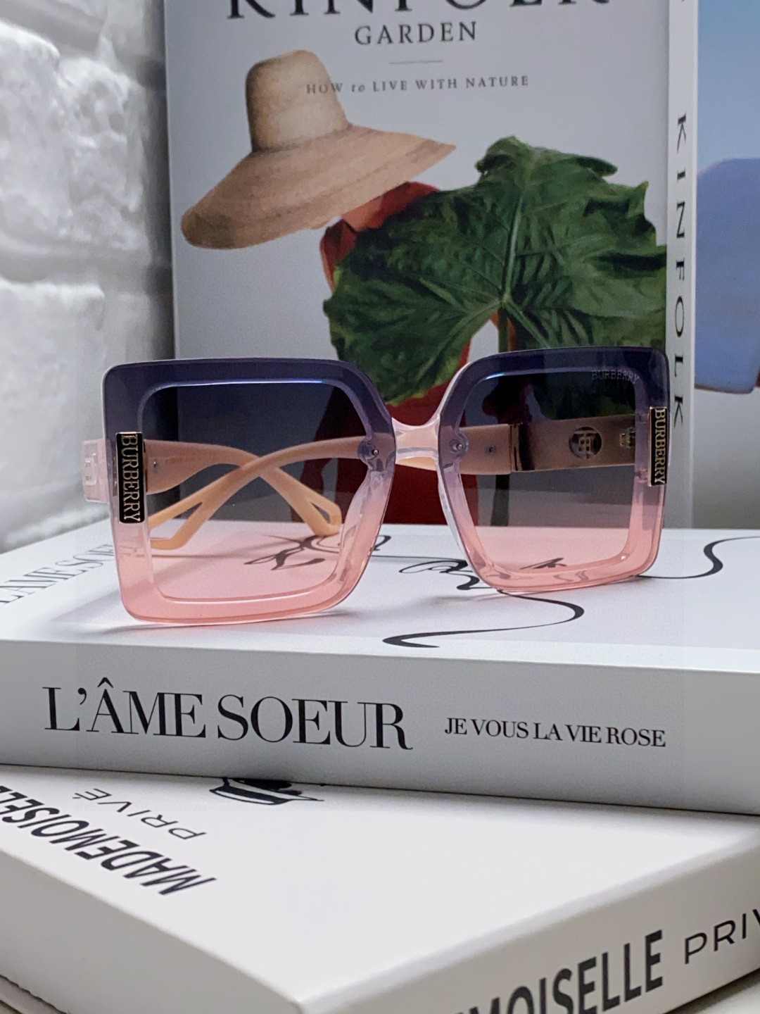  Burberry巴宝莉 2025新款潮墨镜女韩版潮防紫外线眼镜网红开车大脸显瘦高级感ins 时尚范