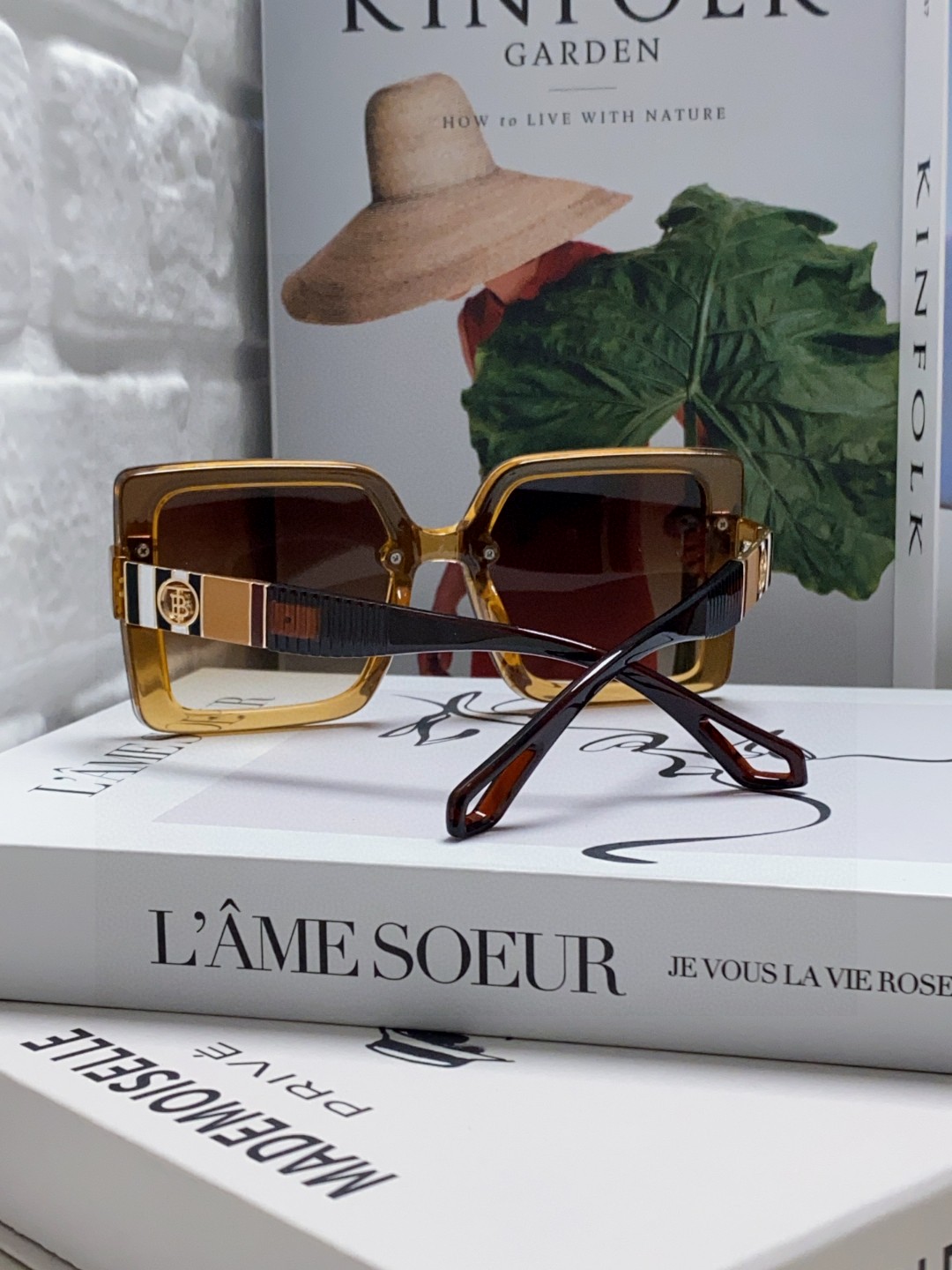  Burberry巴宝莉 2025新款潮墨镜女韩版潮防紫外线眼镜网红开车大脸显瘦高级感ins 时尚范