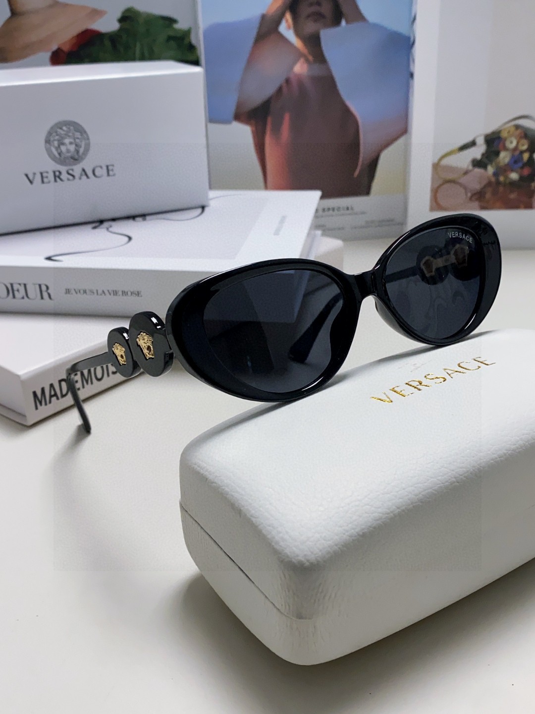  Versace范思哲 网红风椭圆小框猫眼太阳眼镜VE4433个性男女通用款墨镜夏季金旅行 
