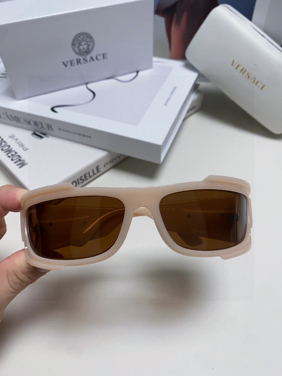  范思哲（Versace）欧美专柜流行时尚男士飞行员式 全框墨镜 