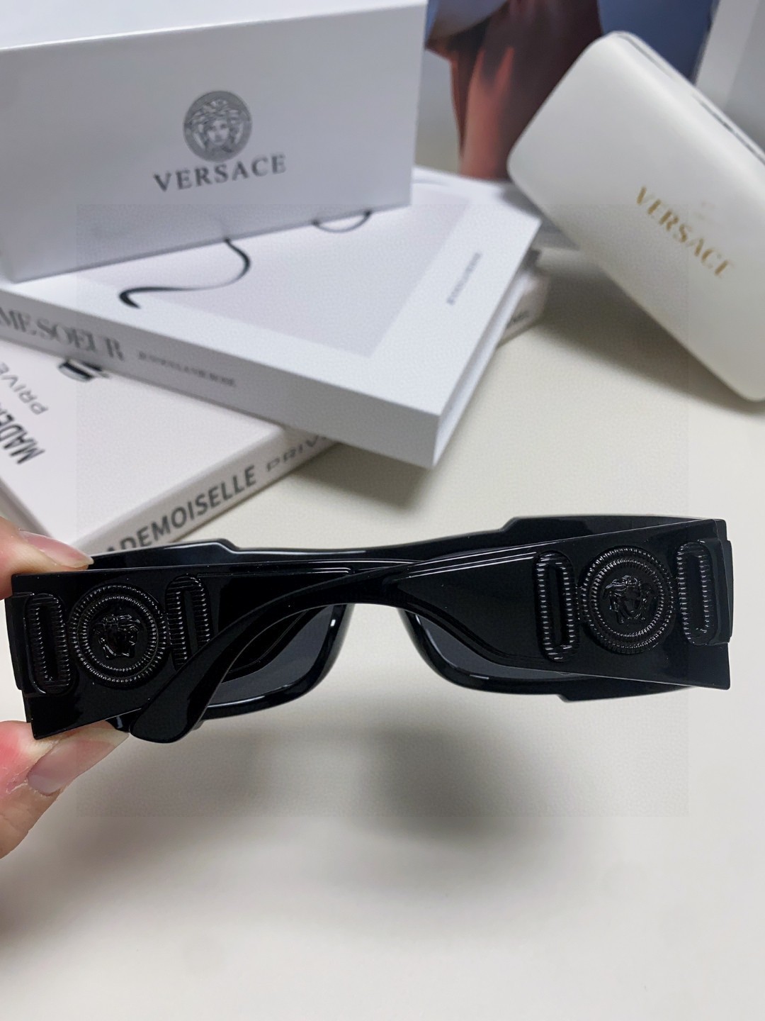  范思哲（Versace）欧美专柜流行时尚男士飞行员式 全框墨镜 