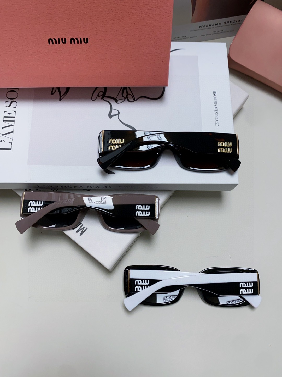  MIU MIU/缪缪 2025新款太阳镜长方形女时尚墨镜个性眼镜双色搭配 MU 08YS