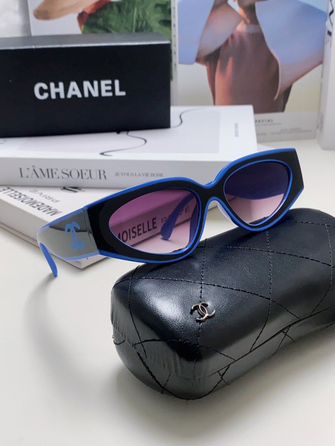  Chanel香奈儿 2025新款墨镜猫眼太阳镜窄框女韩版24SS镜框熊猫黑白配色新款 女款
