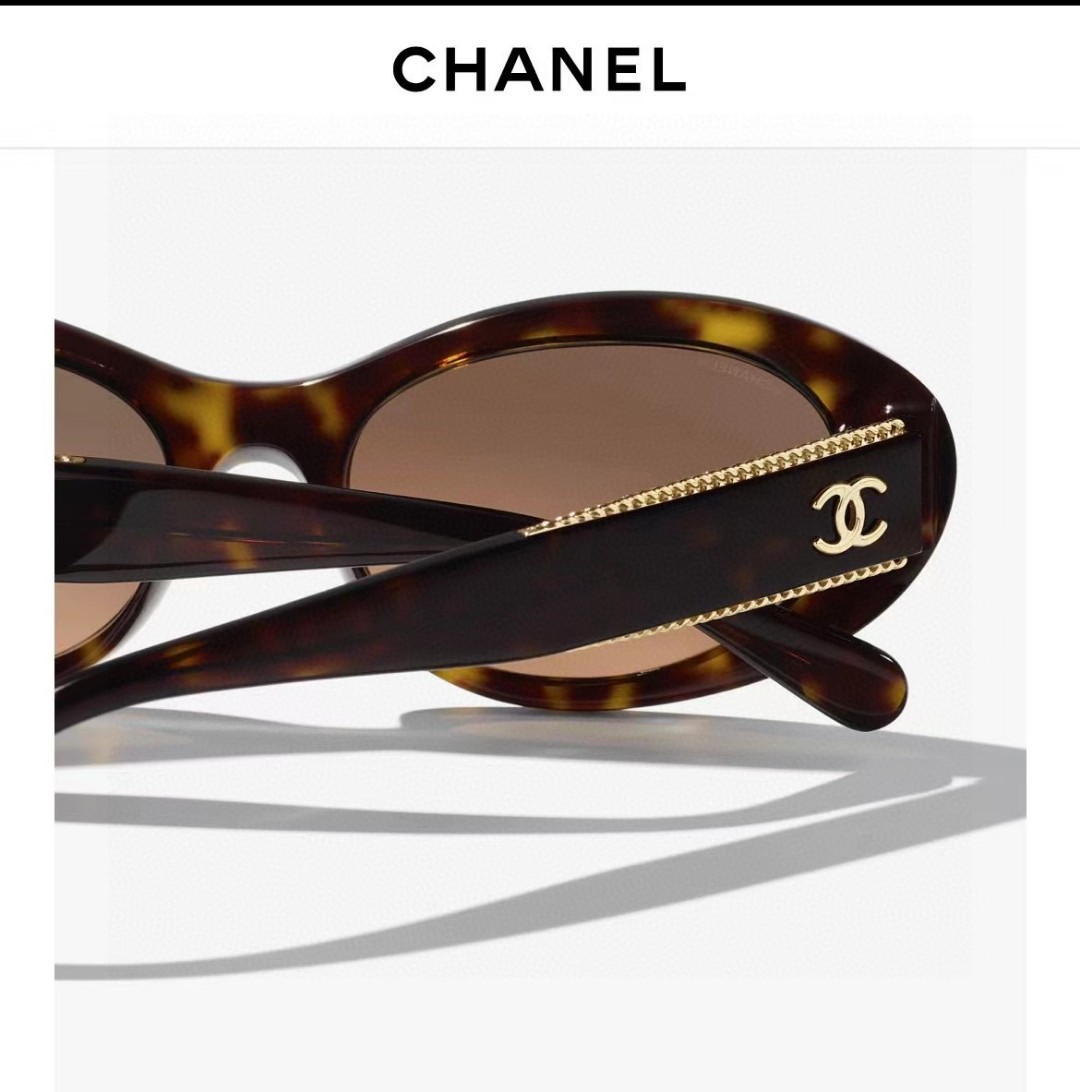   Chanel香奈儿 2025秀款 精致手工链条⛓️搭配双c 标志
高定限量
