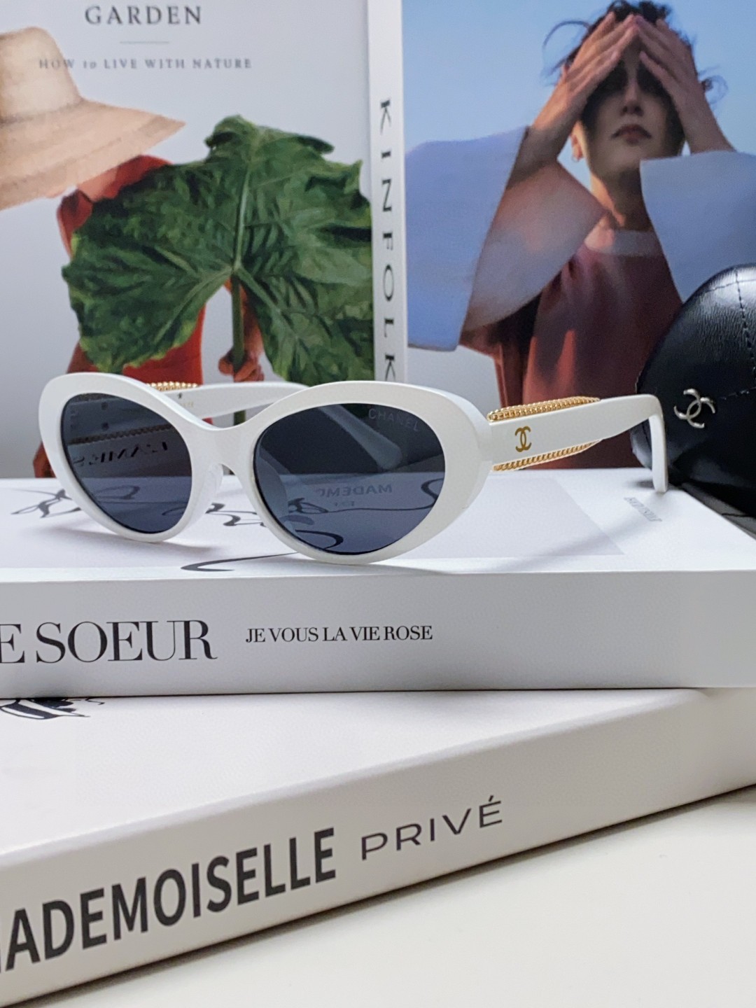   Chanel香奈儿 2025秀款 精致手工链条⛓️搭配双c 标志
高定限量
