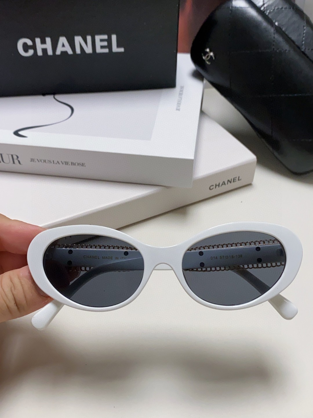   Chanel香奈儿 2025秀款 精致手工链条⛓️搭配双c 标志
高定限量
