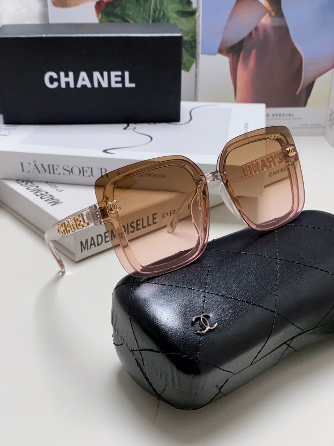  Chanel香奈儿网红爆款太阳镜🕶️，遮阳修饰脸型神器