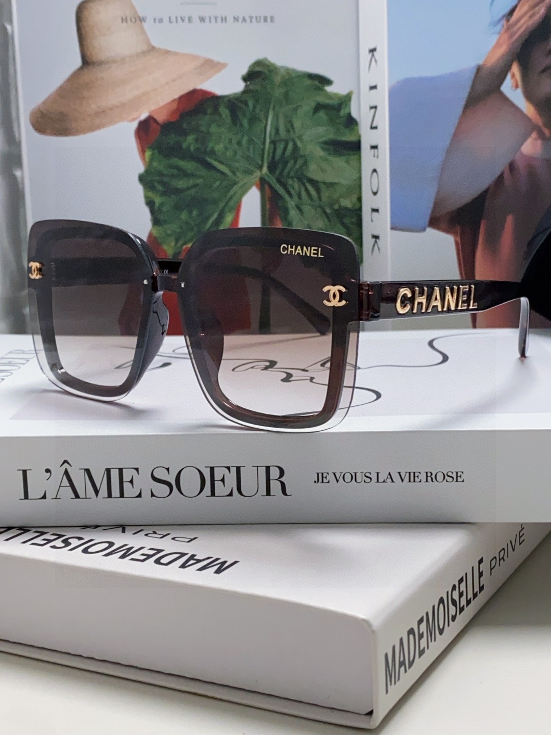  Chanel香奈儿网红爆款太阳镜🕶️，遮阳修饰脸型神器