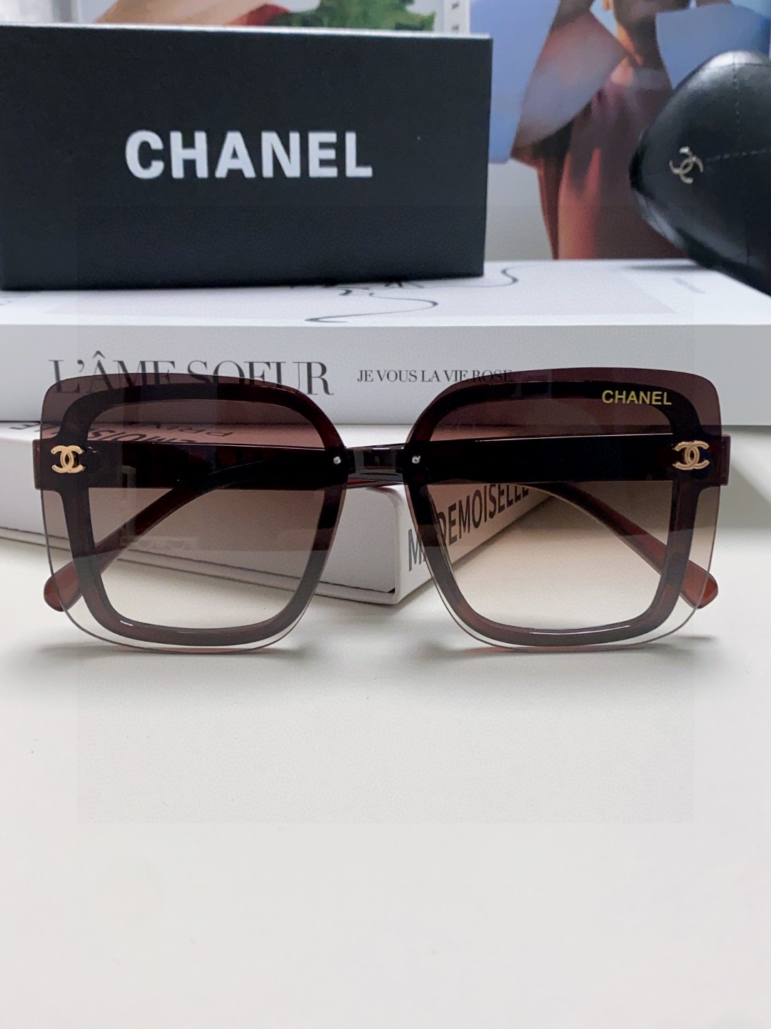  Chanel香奈儿网红爆款太阳镜🕶️，遮阳修饰脸型神器