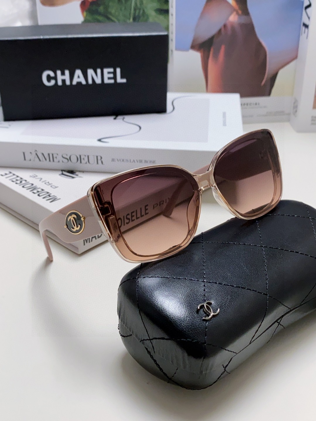  Chanel香奈儿 2025新款显脸太阳镜大牌小防 潮流款同款大LOGO女士墨镜 