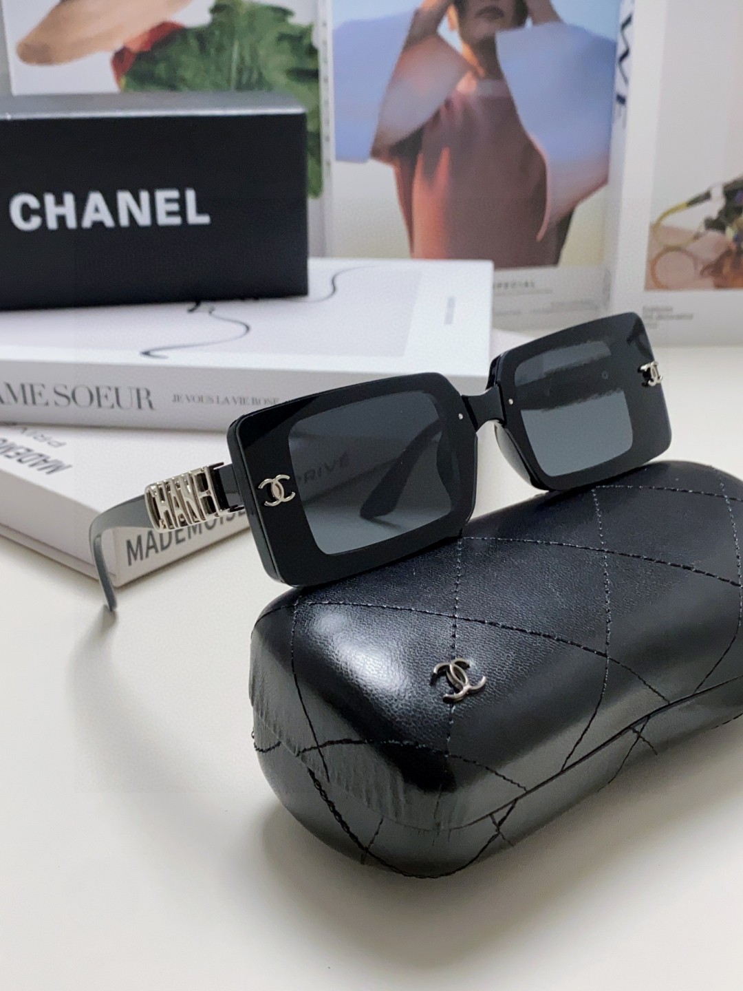   Chanel香奈儿 2025年欧美时尚新款女式方形小框防紫外线偏光太阳镜潮流街拍墨镜  