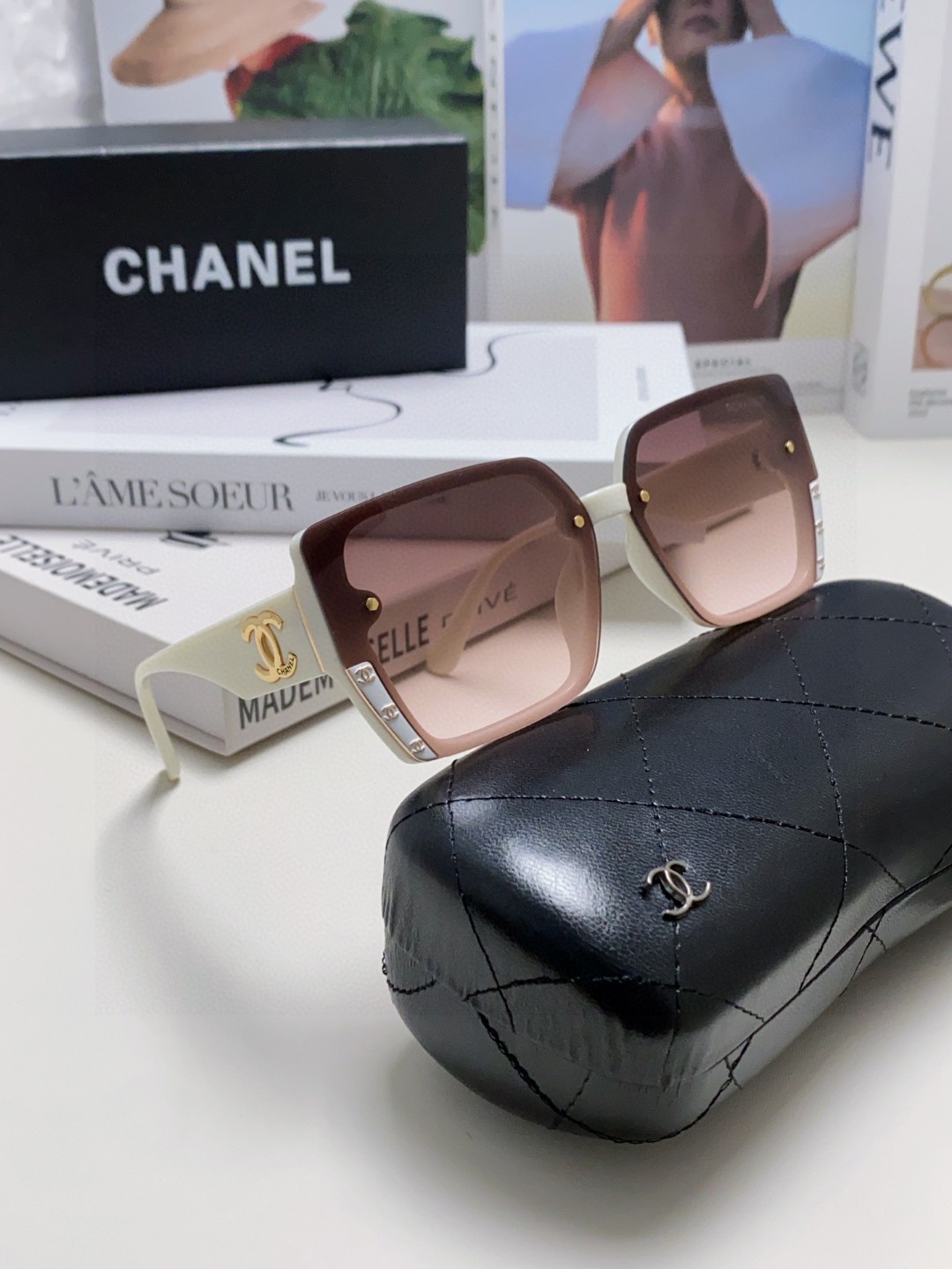  Chanel香奈儿 2025新款小香儿高级感偏光墨镜时尚方框防紫外线挡强光太阳镜网红同款 
