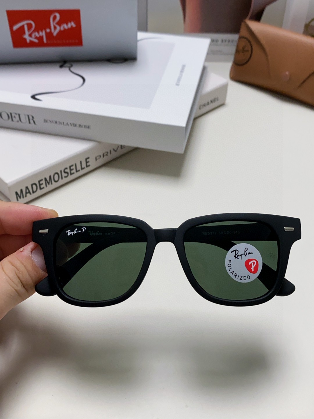  雷朋/RAY BAN太阳镜 2025新款潮流开车出游方形遮阳墨镜 时尚偏光镜片 男女通用 RB5377