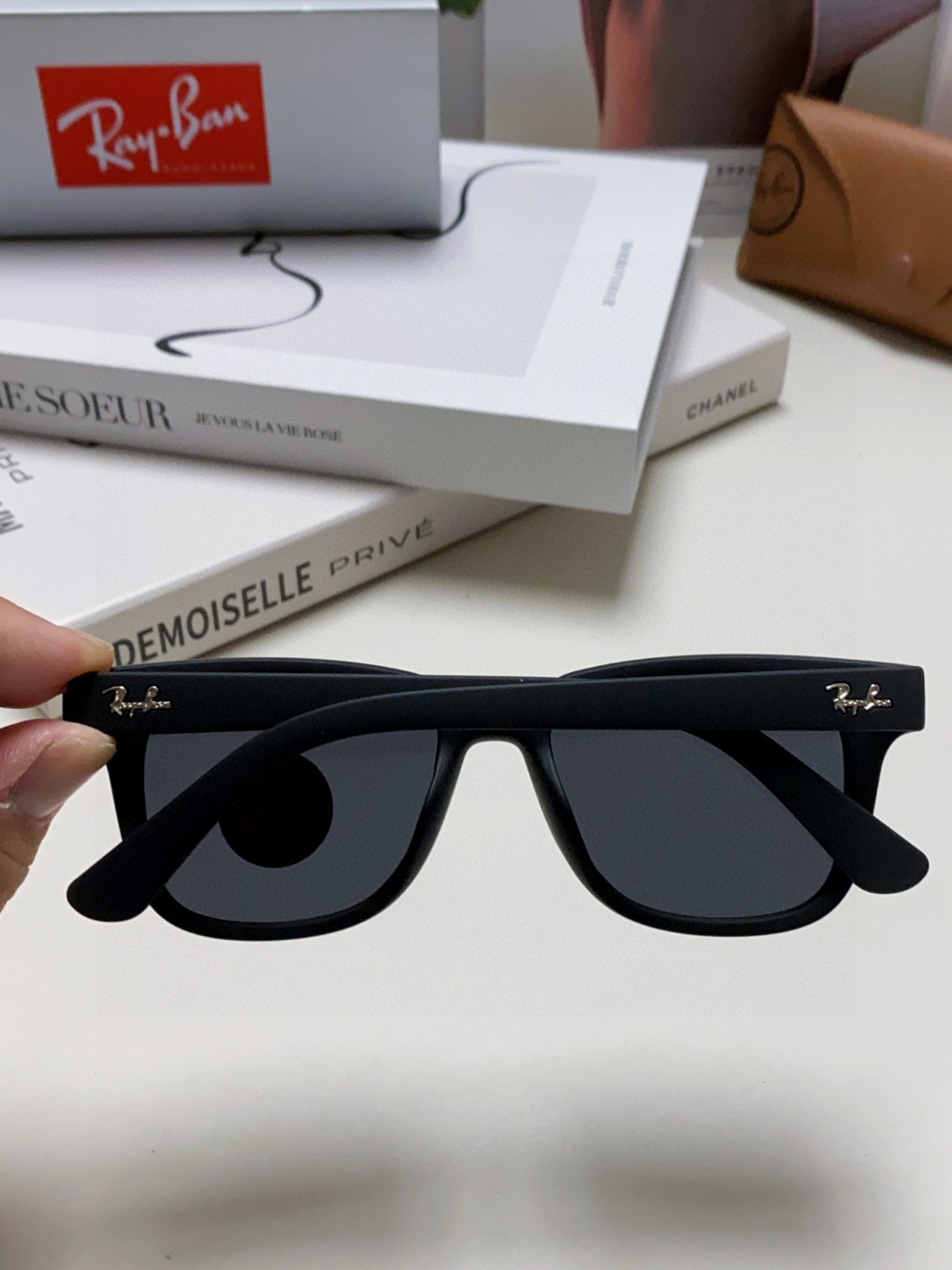  雷朋/RAY BAN太阳镜 2025新款潮流开车出游方形遮阳墨镜 时尚偏光镜片 男女通用 RB5377