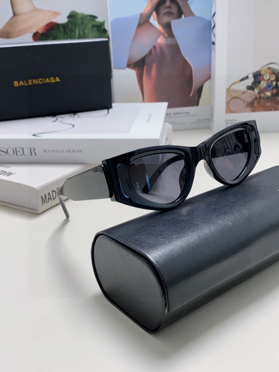  Balenciaga巴黎世家 2025新款猫眼墨镜个性遮阳男女偏光小红书网红街拍防紫外线太阳镜 