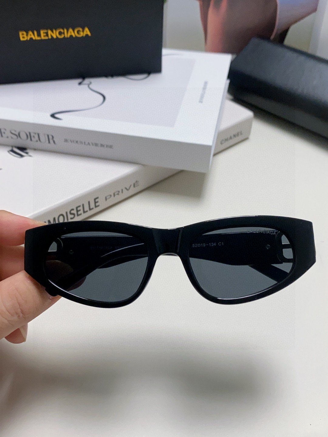  balenciaga巴黎世家 黑色墨镜双b街拍 女夏季太阳镜ins2025年新款嘻哈复古时尚高级感防紫