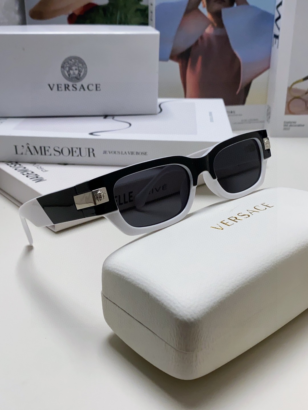  VERSACE/范思哲 2025新款 Classic ToP太阳镜 长方形色彩搭配街潮眼镜 男女通用 