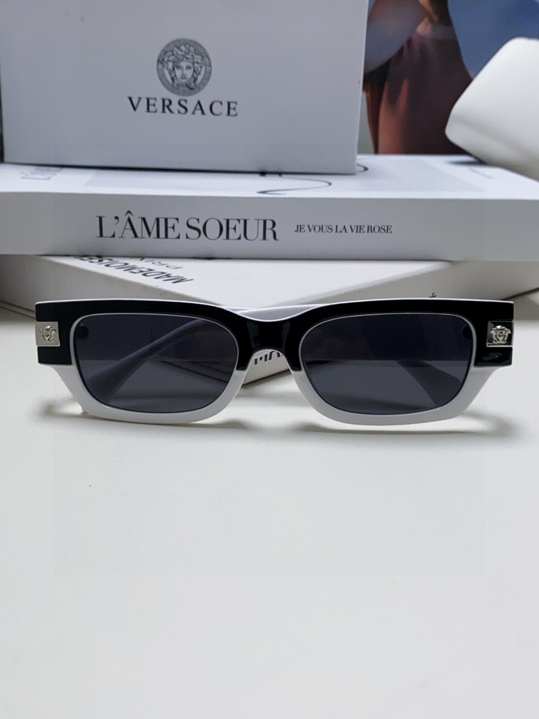  VERSACE/范思哲 2025新款 Classic ToP太阳镜 长方形色彩搭配街潮眼镜 男女通用 