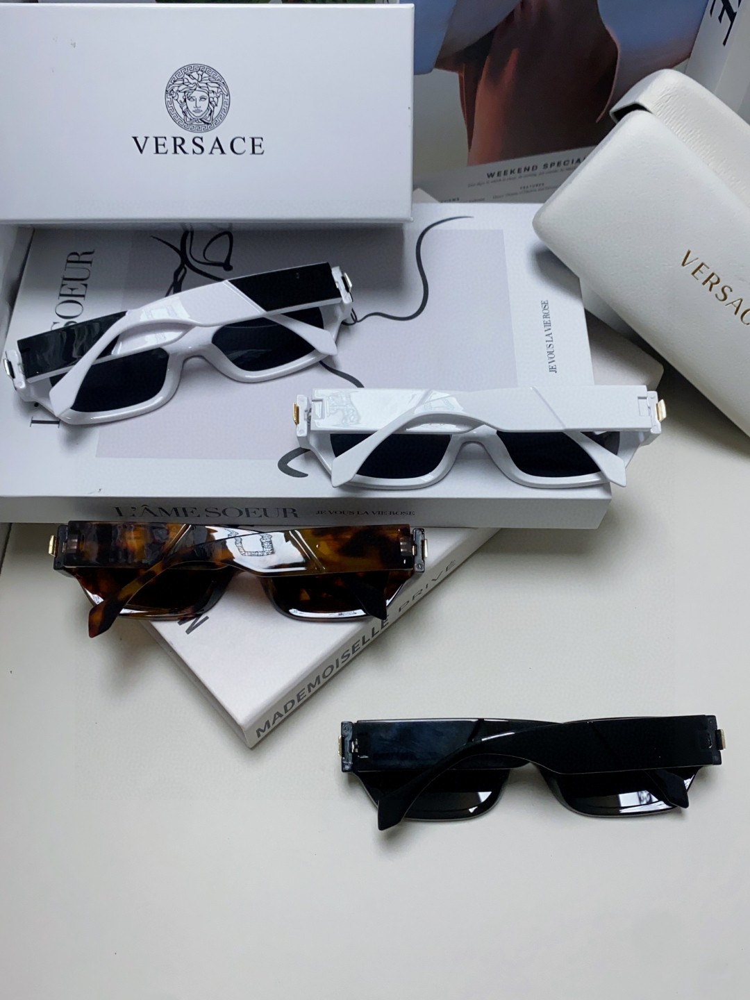  VERSACE/范思哲 2025新款 Classic ToP太阳镜 长方形色彩搭配街潮眼镜 男女通用 