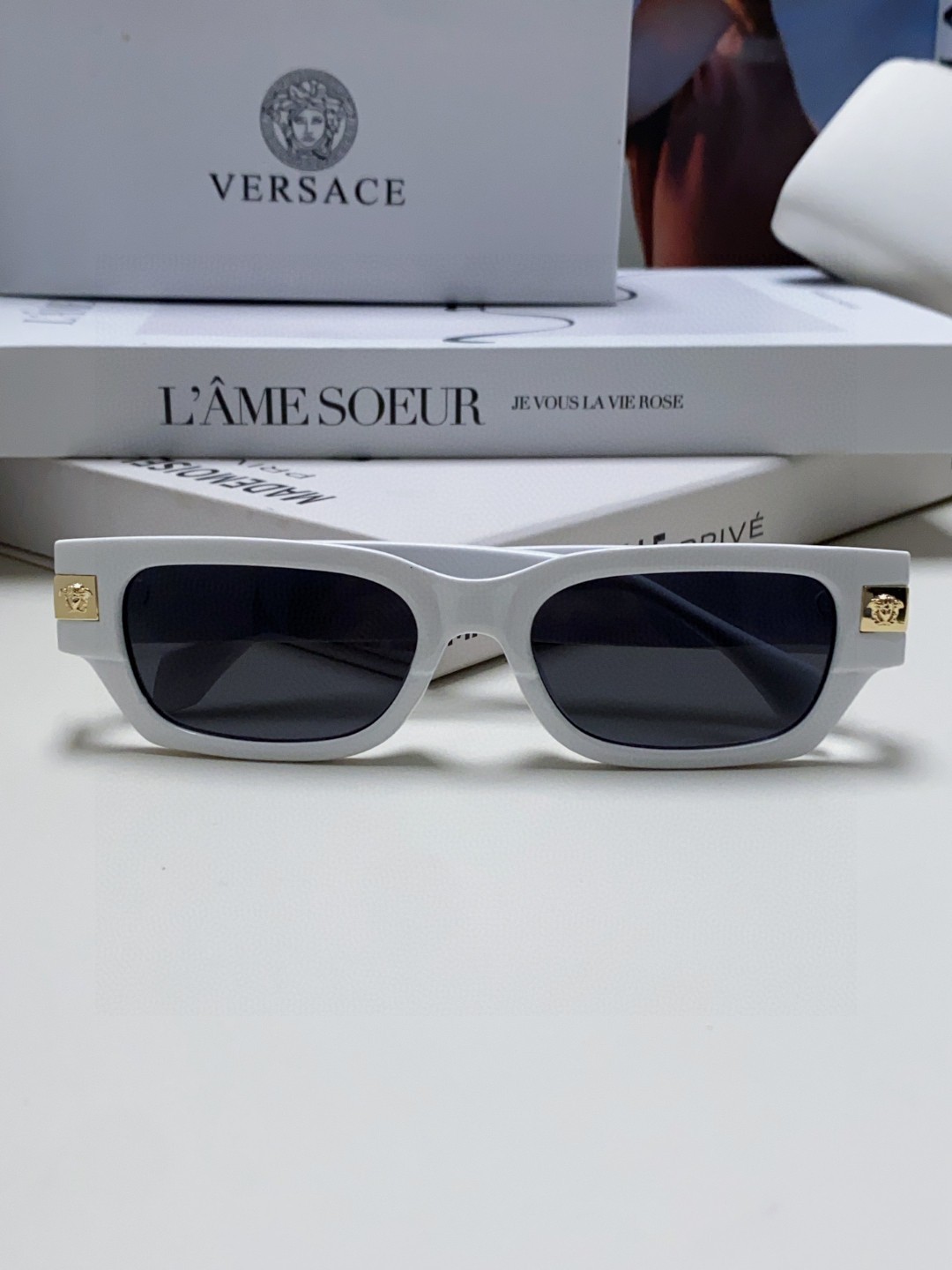  VERSACE/范思哲 2025新款 Classic ToP太阳镜 长方形色彩搭配街潮眼镜 男女通用 