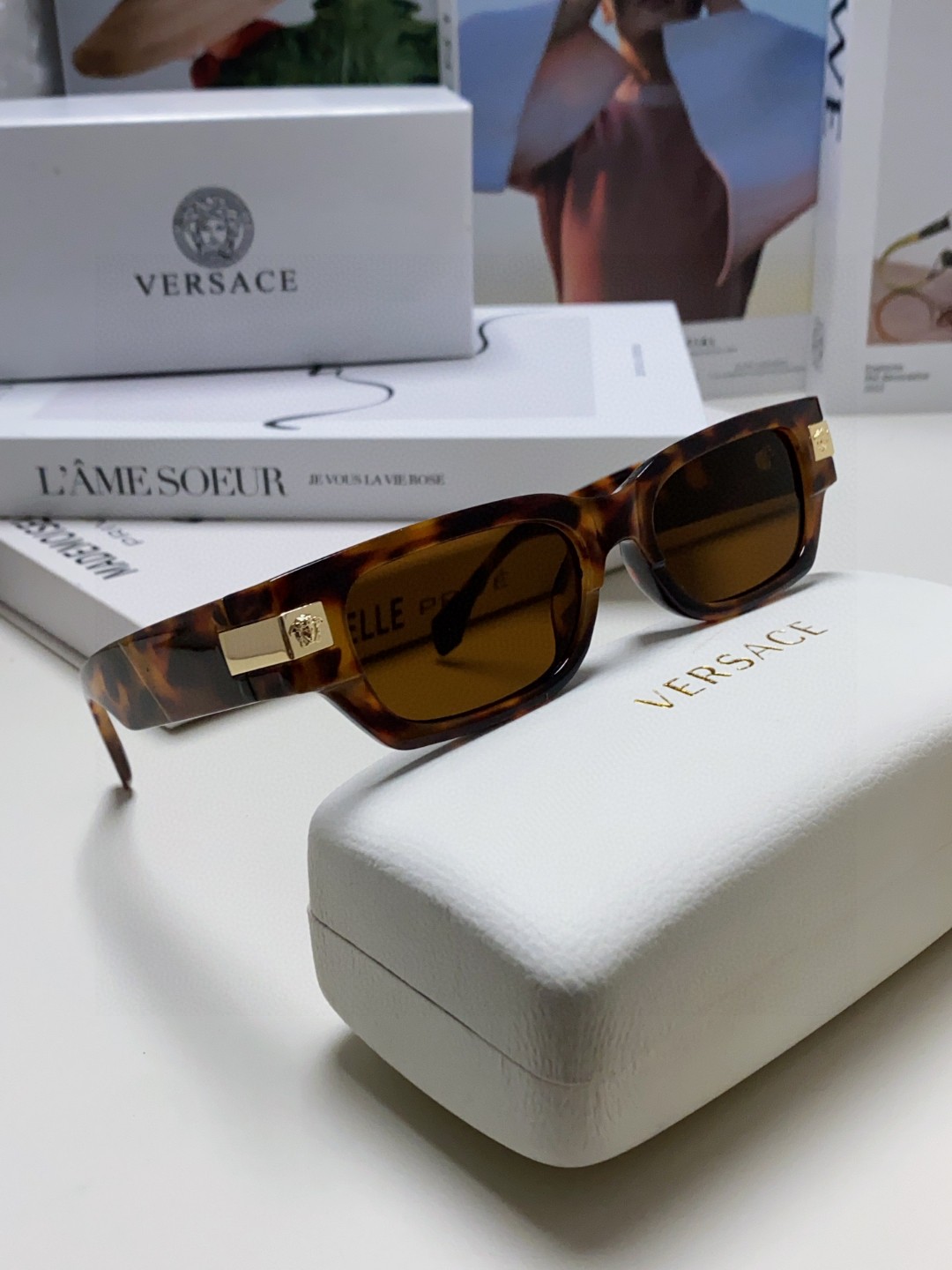  VERSACE/范思哲 2025新款 Classic ToP太阳镜 长方形色彩搭配街潮眼镜 男女通用 