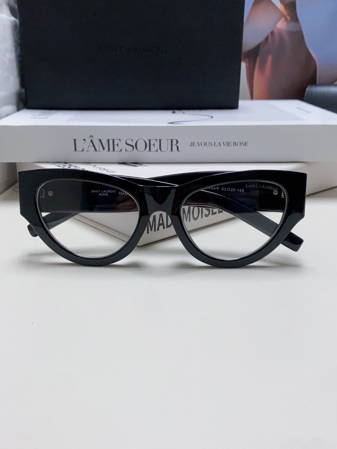  YSL 圣罗兰🕶️张嘉倪✖️Ysl 姐姐好美🌷高品质的产品真的很吸粉💪戴上显脸小又时髦，气场十足，不挑