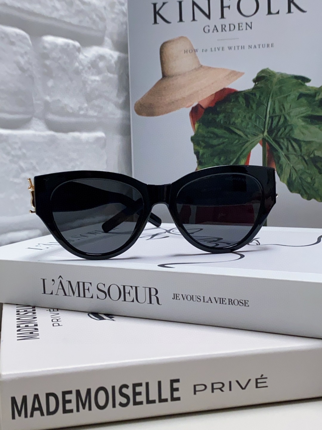  YSL 圣罗兰🕶️张嘉倪✖️Ysl 姐姐好美🌷高品质的产品真的很吸粉💪戴上显脸小又时髦，气场十足，不挑