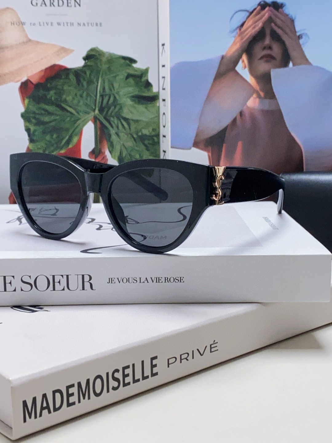  YSL 圣罗兰🕶️张嘉倪✖️Ysl 姐姐好美🌷高品质的产品真的很吸粉💪戴上显脸小又时髦，气场十足，不挑