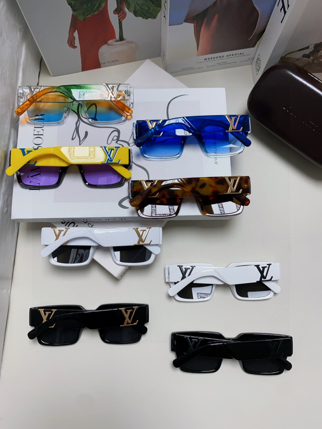  LV 路易威登 新款太阳眼镜复古个性前卫 墨镜模特款高质感板材高品质方框