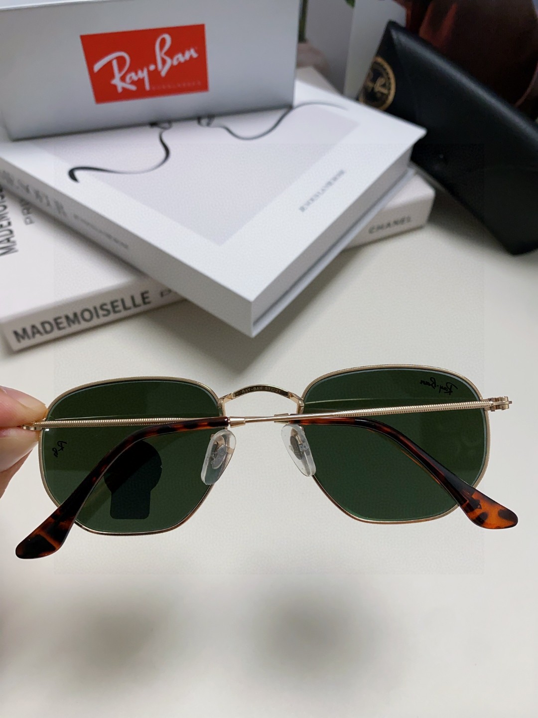  RAYBAN 雷朋 RB3548 平板玻璃镜片  🌻🌻🌸多边形镜框 🇮🇹💋💋炫彩潮款太阳镜，男女通用 