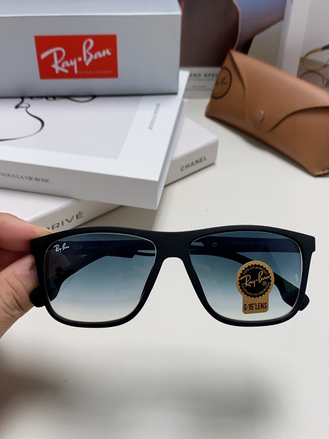  RayBan 雷朋 2025新款运动墨镜男女跑步骑行防风眼镜开车钓鱼太阳镜 高品质玻璃镜片 RB835