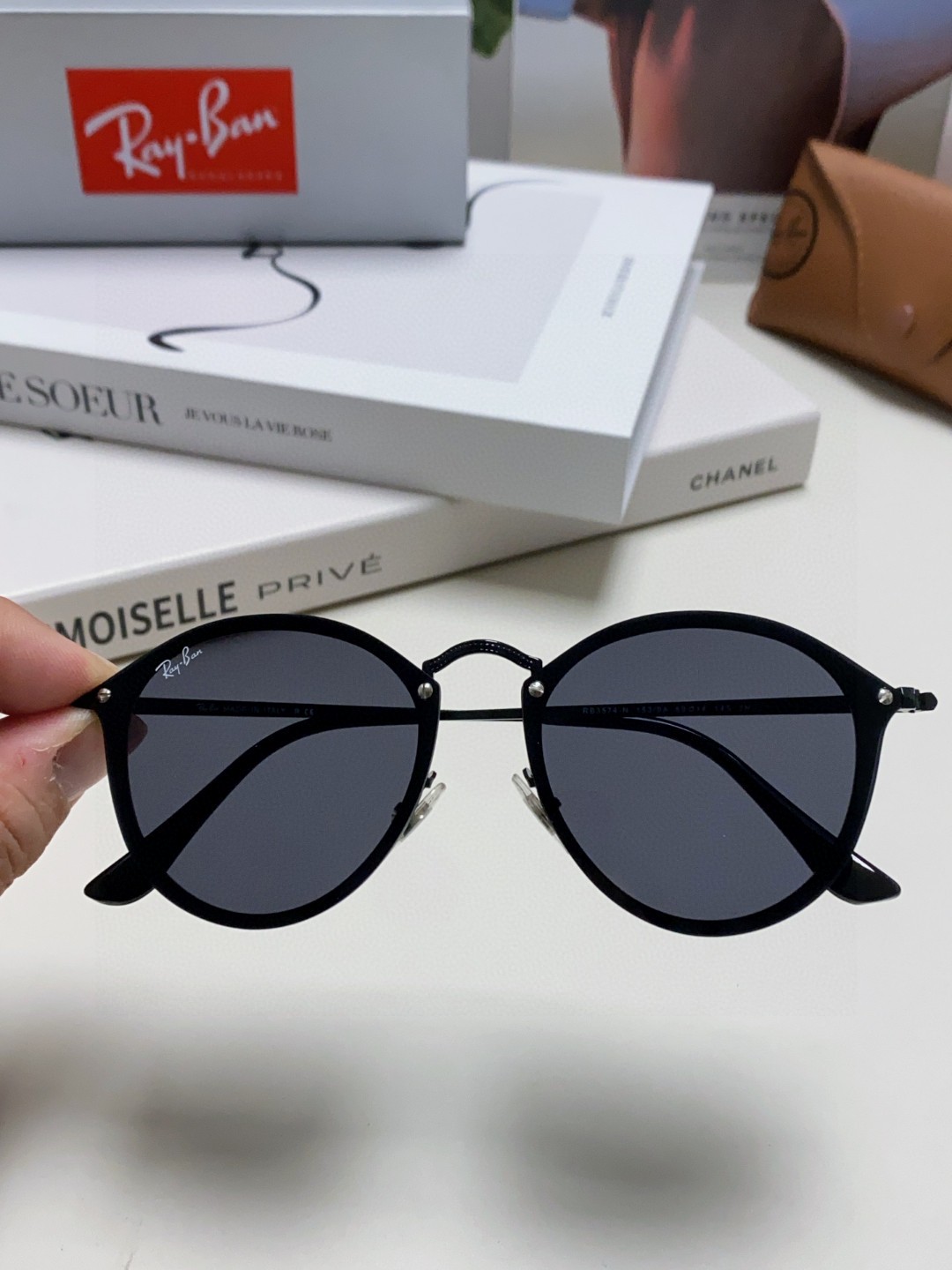  RAYBAN  雷朋RB3574  size：59-14-145 经典同款墨镜 嘻哈太阳眼镜男女款  