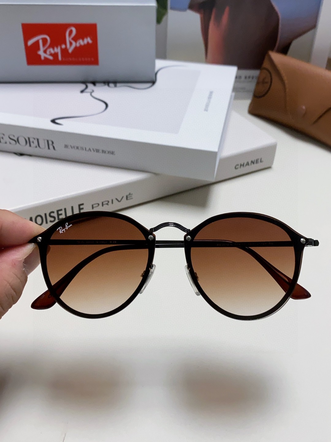  RAYBAN  雷朋RB3574  size：59-14-145 经典同款墨镜 嘻哈太阳眼镜男女款  