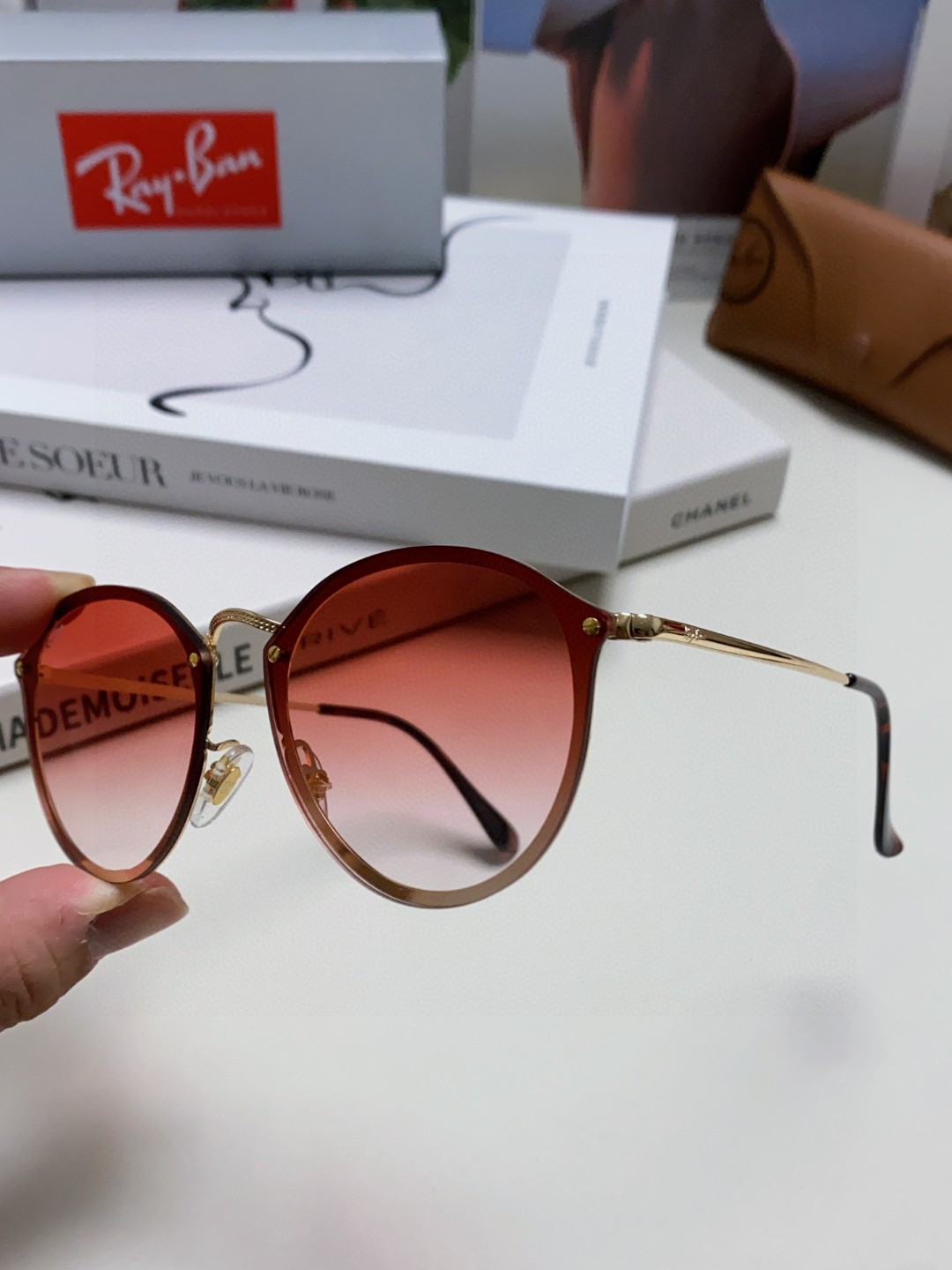  RAYBAN  雷朋RB3574  size：59-14-145 经典同款墨镜 嘻哈太阳眼镜男女款  