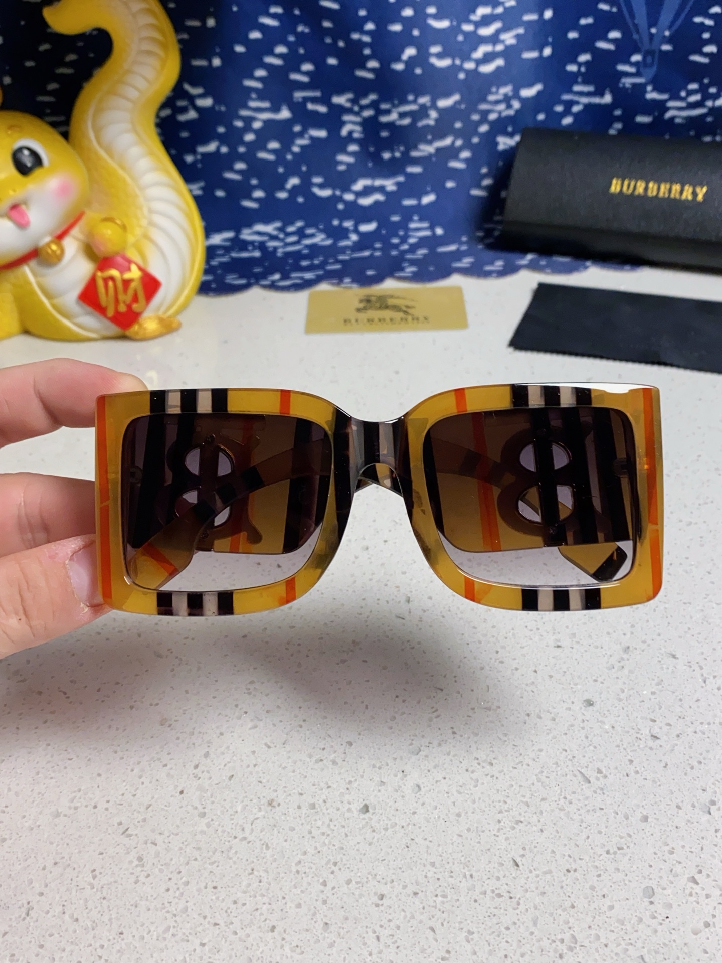  Burberry巴宝莉 墨镜女25年新款BE4406U大框B字母logo潮流太阳眼镜