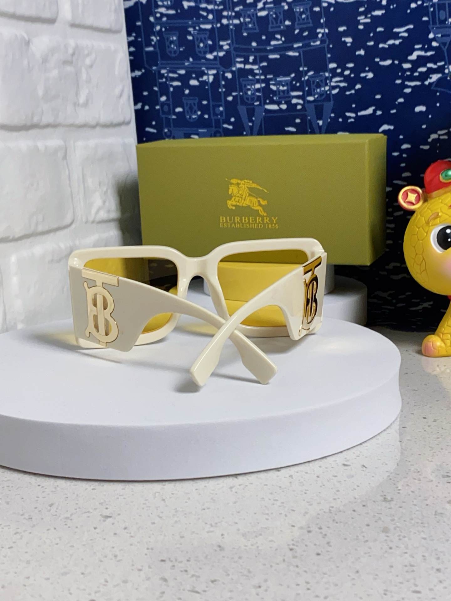  Burberry巴宝莉 墨镜女25年新款BE4406U大框B字母logo潮流太阳眼镜