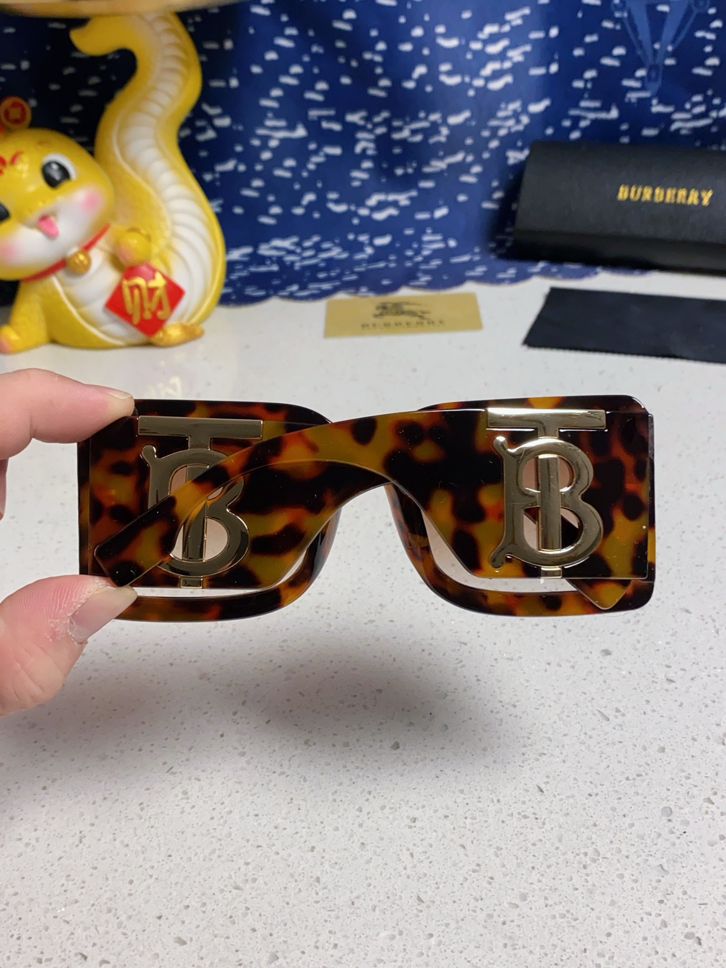  Burberry巴宝莉 墨镜女25年新款BE4406U大框B字母logo潮流太阳眼镜