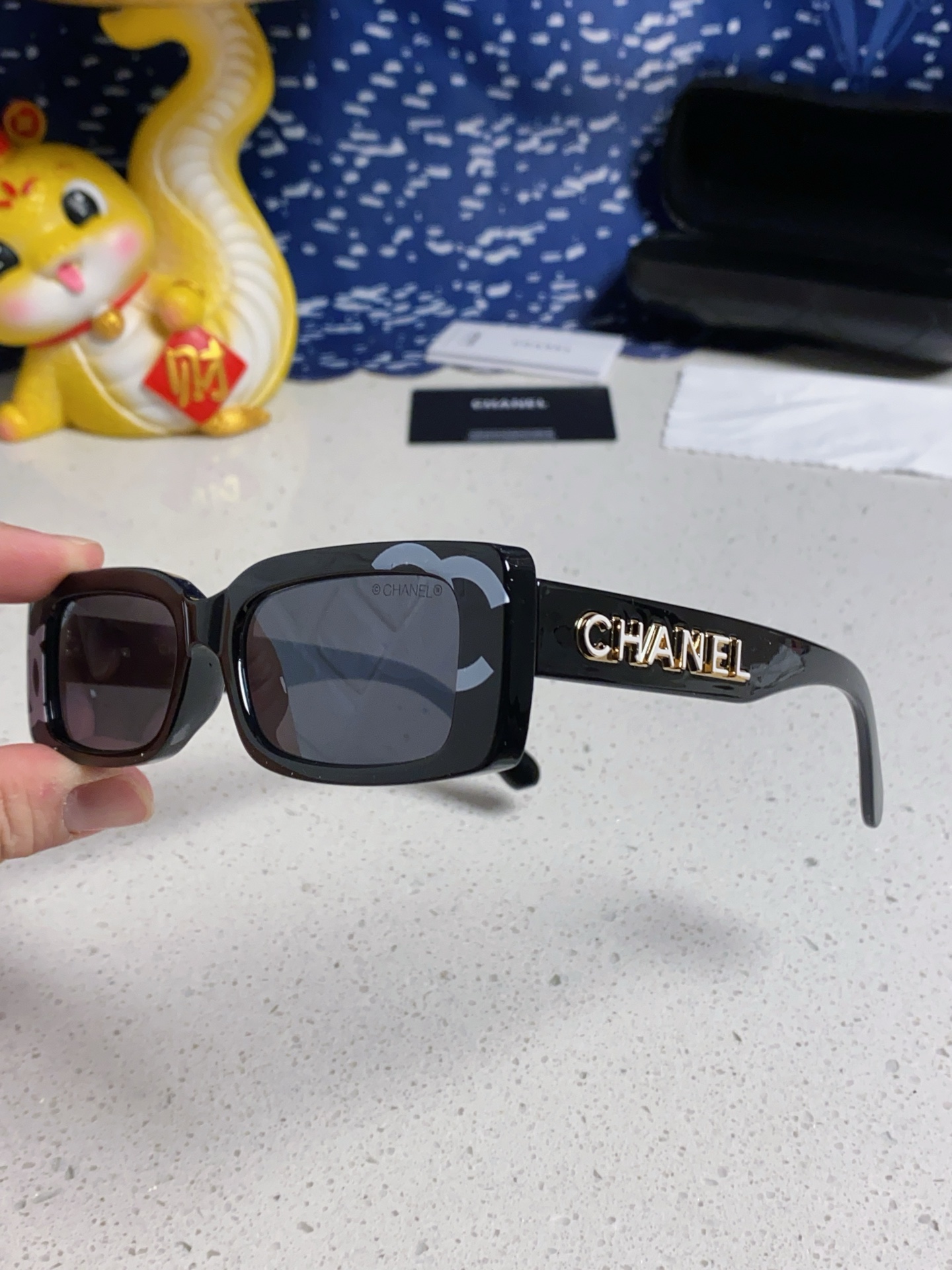  Chanel香奈儿 矩形小方框辣妹感小香墨镜时法式氛围复古防紫外线印花 太阳镜