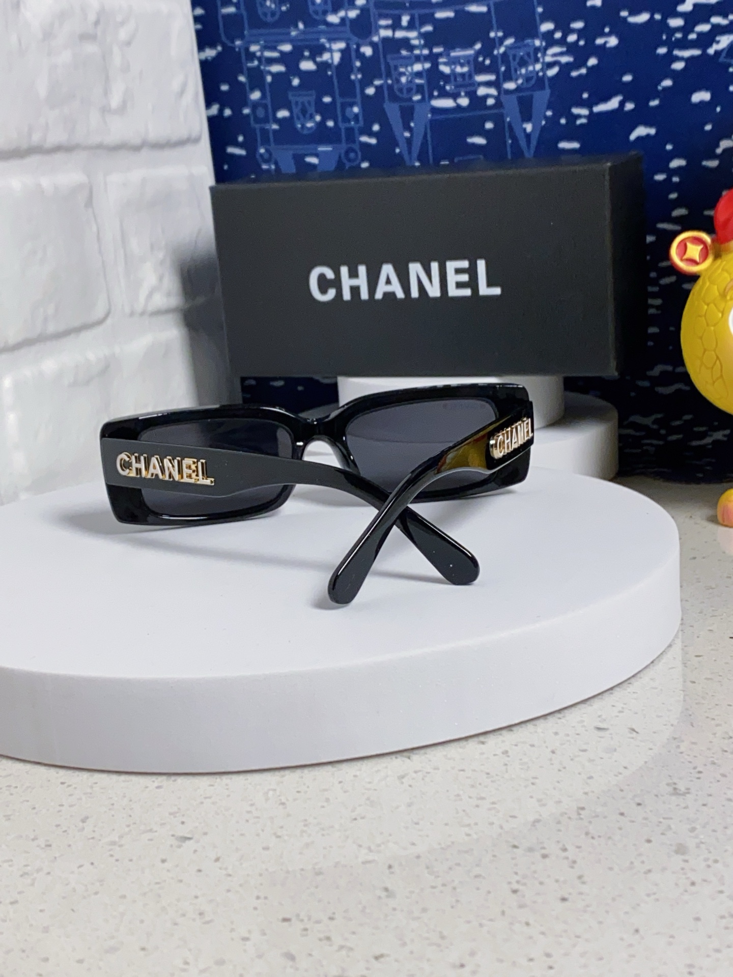 Chanel香奈儿 矩形小方框辣妹感小香墨镜时法式氛围复古防紫外线印花 太阳镜