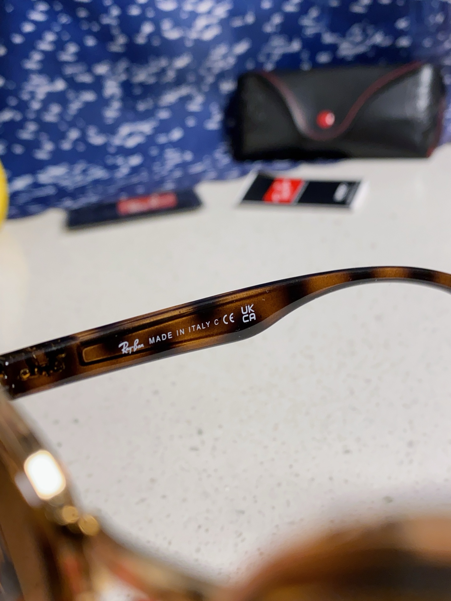   爆款来袭 现货 RAYBAN 雷朋法拉利合作款 代工厂品质 💛💚❤️男女通用太阳镜 防爆玻璃镜片 轻