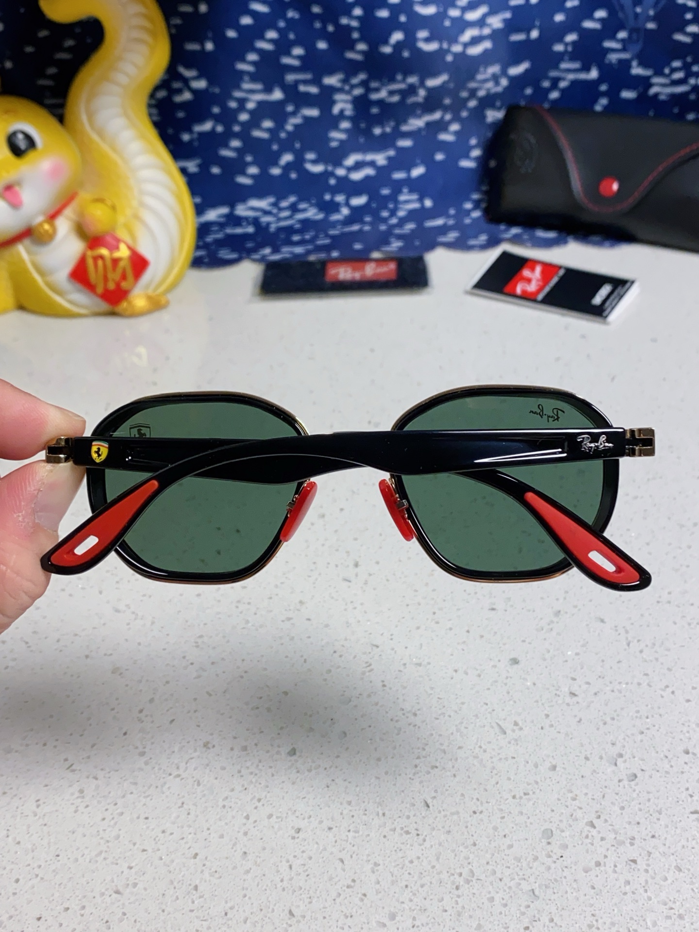   爆款来袭 现货 RAYBAN 雷朋法拉利合作款 代工厂品质 💛💚❤️男女通用太阳镜 防爆玻璃镜片 轻