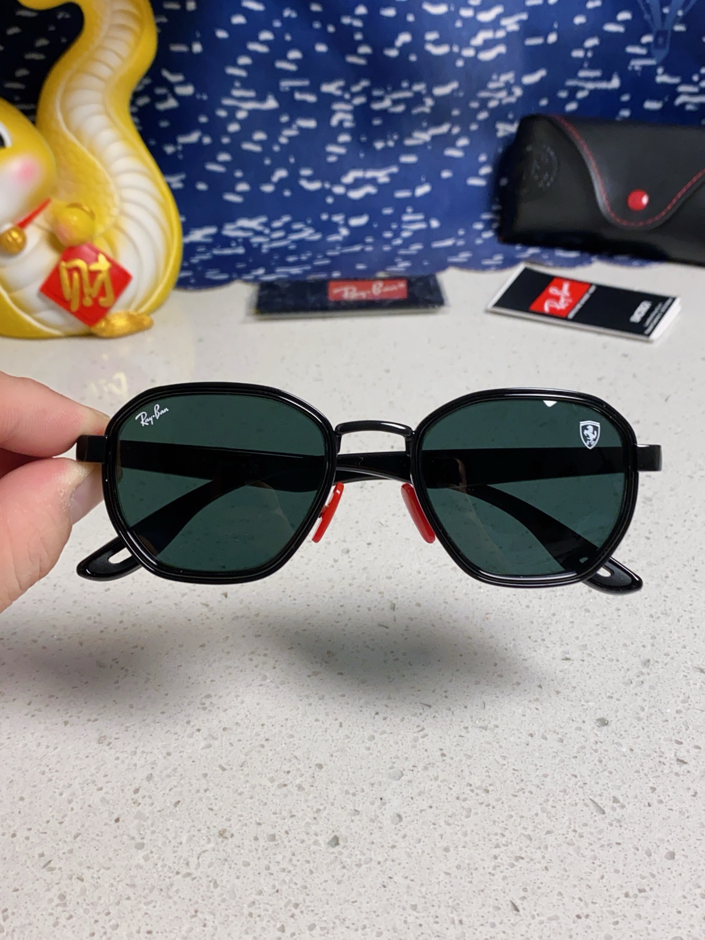   爆款来袭 现货 RAYBAN 雷朋法拉利合作款 代工厂品质 💛💚❤️男女通用太阳镜 防爆玻璃镜片 轻