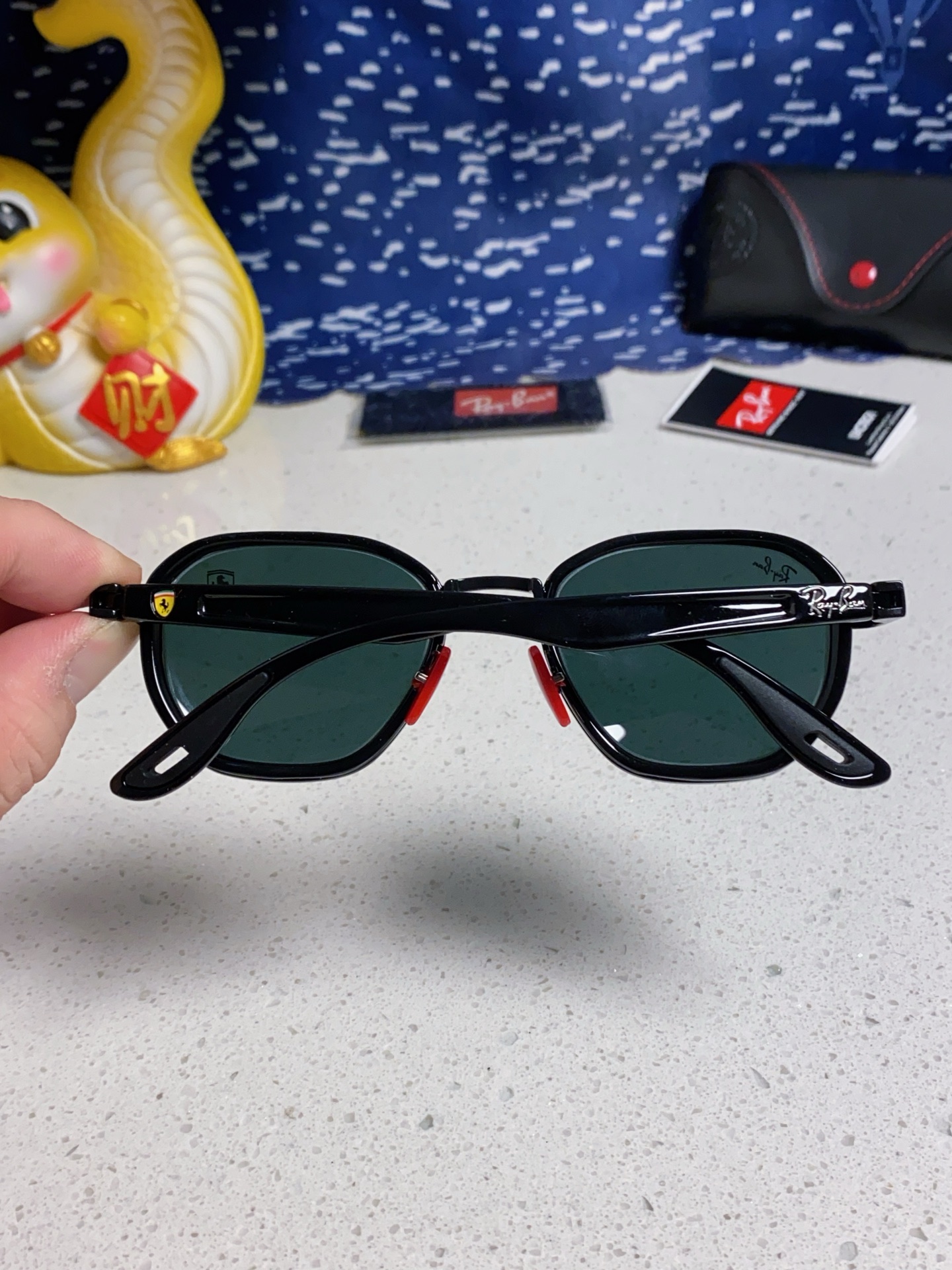   爆款来袭 现货 RAYBAN 雷朋法拉利合作款 代工厂品质 💛💚❤️男女通用太阳镜 防爆玻璃镜片 轻