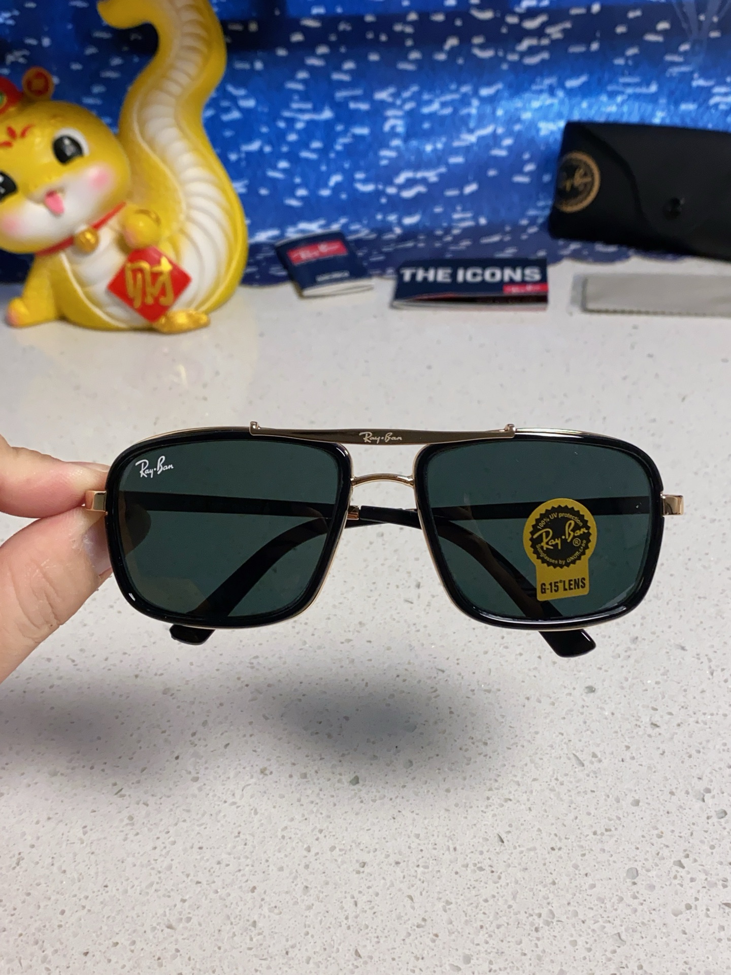  RAYBAN 雷朋 RB4413 新款时尚框 炫彩潮款太阳镜 方框，男女通用🔝🔝。size：58-16