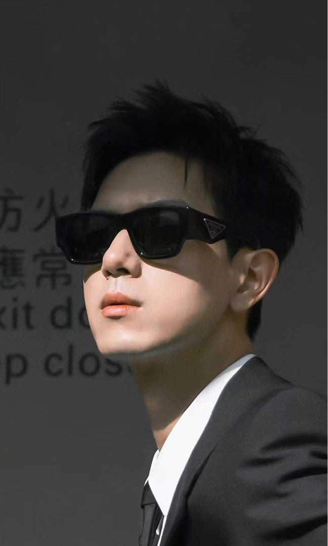  Prada普拉达 2025普新款墨镜遮阳镜蔡徐坤李现明星同款男女情侣同款太阳镜 