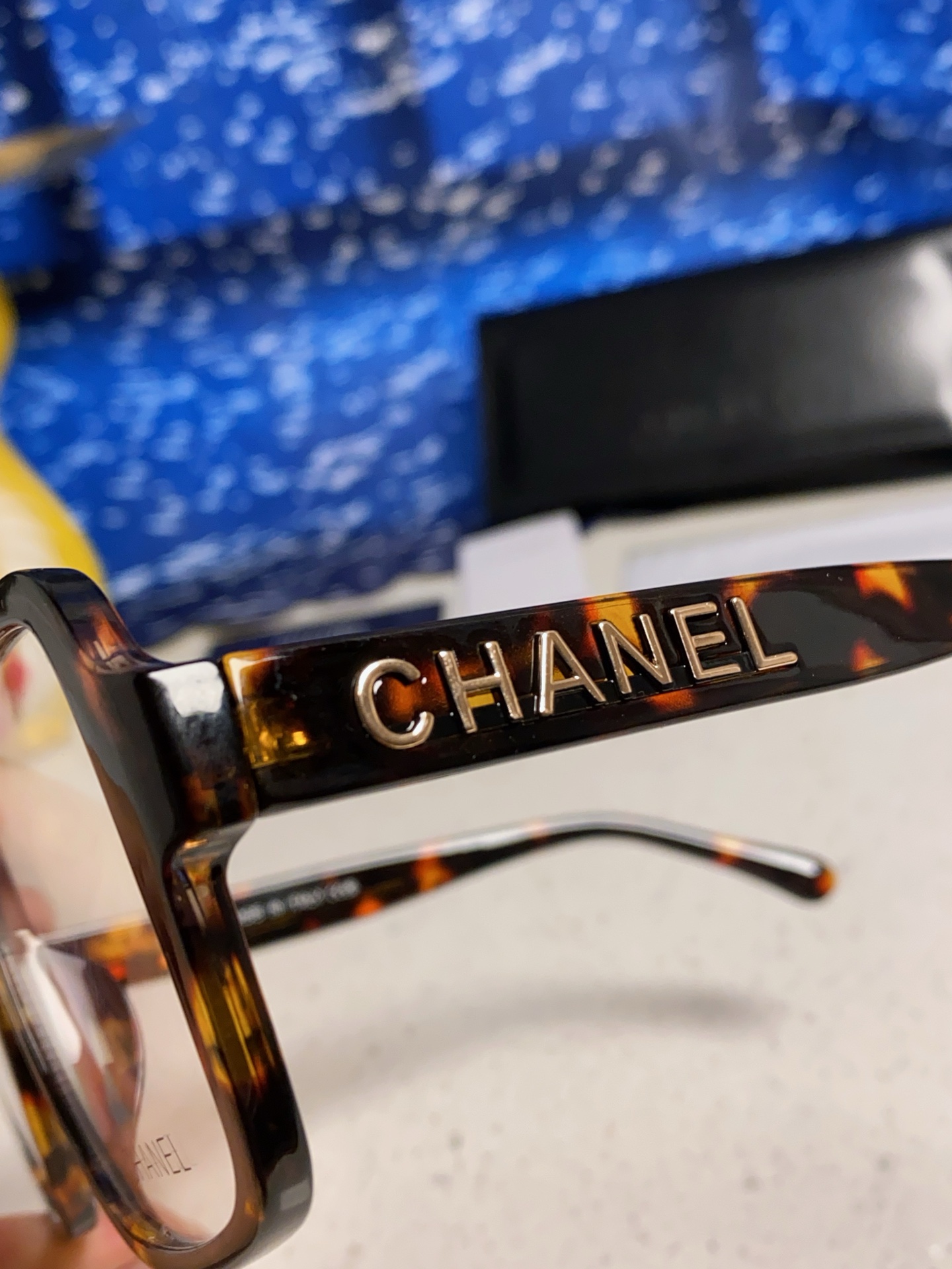  chanel香奈儿 👓 ch5408 赵露思宝宝款 
💗网红博主们都爱ta～ 素颜必备